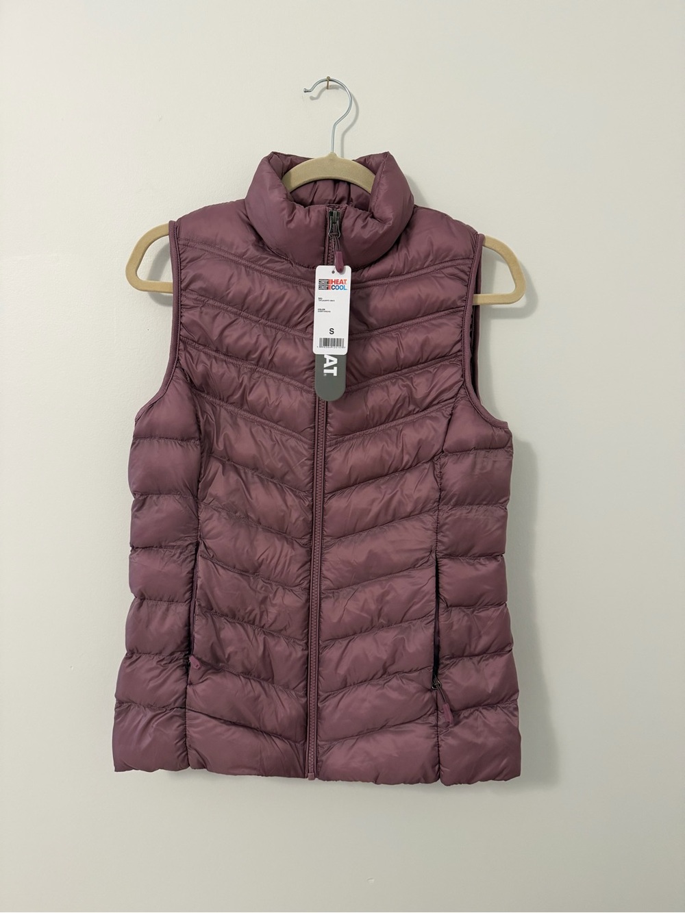 BRAND NEW: Women's Puffer Vest - Size S